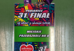 Plakietka dla wolontariusza czyli Przedszkola Miejskiego nr 8.