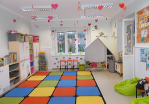 Odmalowana, nowymi mebelkami sala Starszaków.